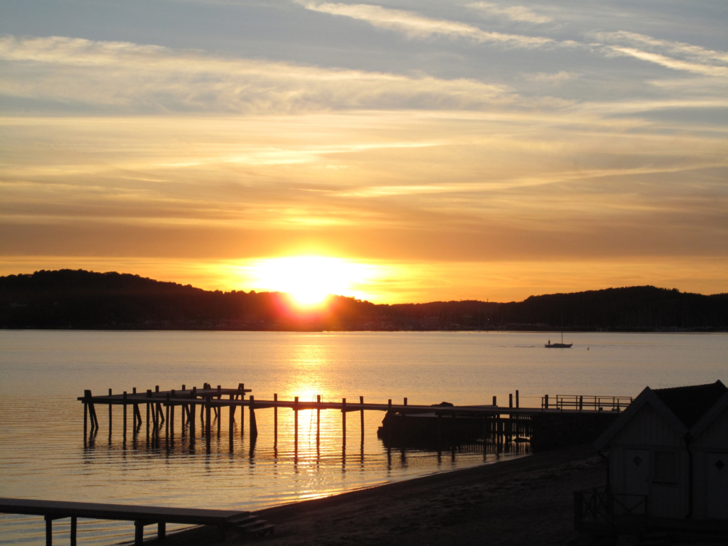 Högkvalitativt boende vid havet i Hovås, vissa med havsutsikt.Lånefri förening med låg månadsavgift.
